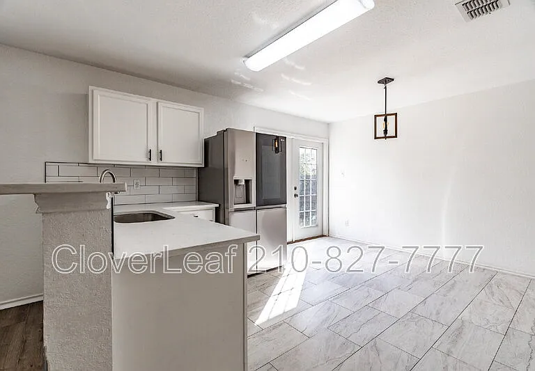 4323 Stetson Park — Photo 13