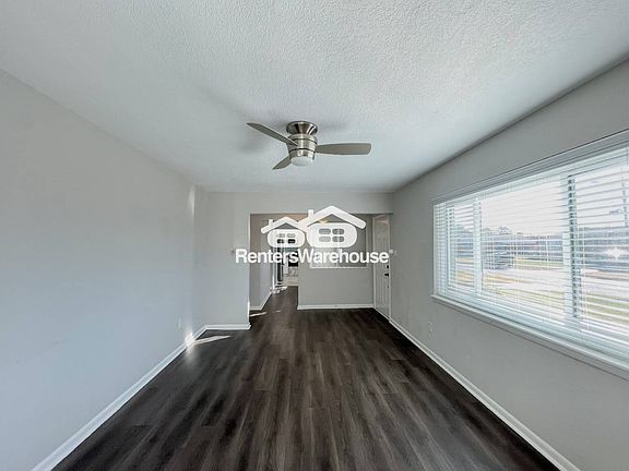 4th image of 712 Houdon Ln