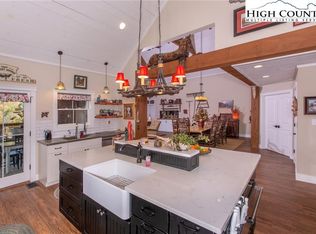 2709 Buckeye Rd, Elk Park, NC 28622