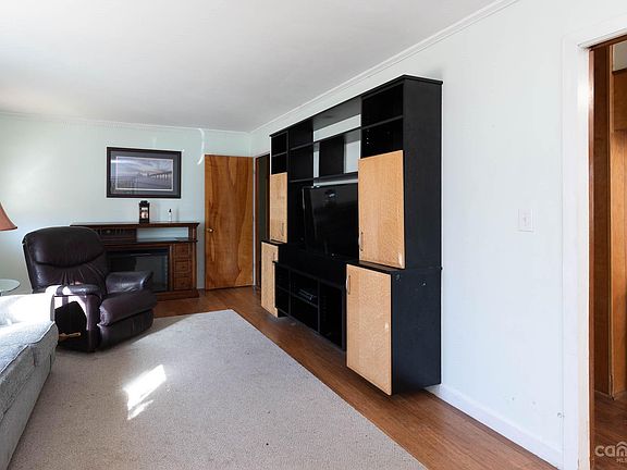 2nd image of 4208 Malone Pl