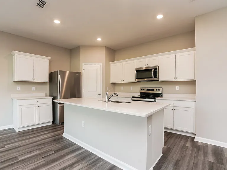 807 Kings Pine Ct — Photo 6