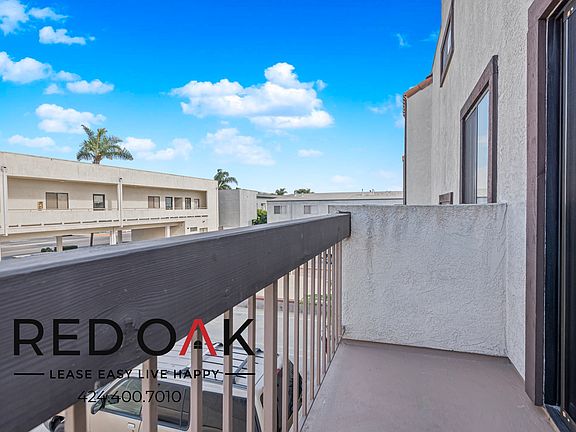 3rd image of 1216 W Gardena Blvd #13