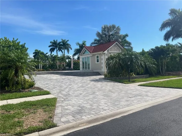 4735 Southern Breeze DR, NAPLES, FL 34114