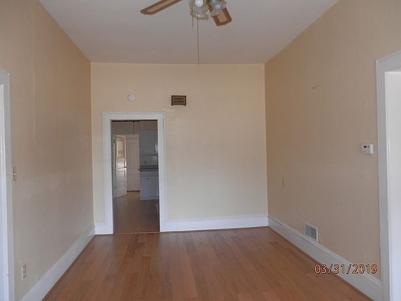 2nd image of 914 Jay St
