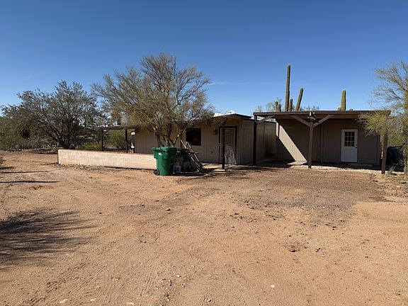 2nd image of 6801 N Desert View Dr
