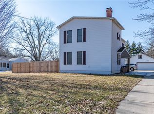 3429 N Macarthur Rd, Decatur, IL 62526