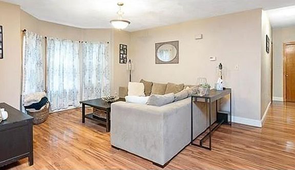 4th image of 71 School St #2
