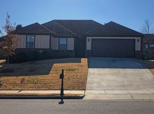 440 Trieste Dr, Centerton, AR 72719