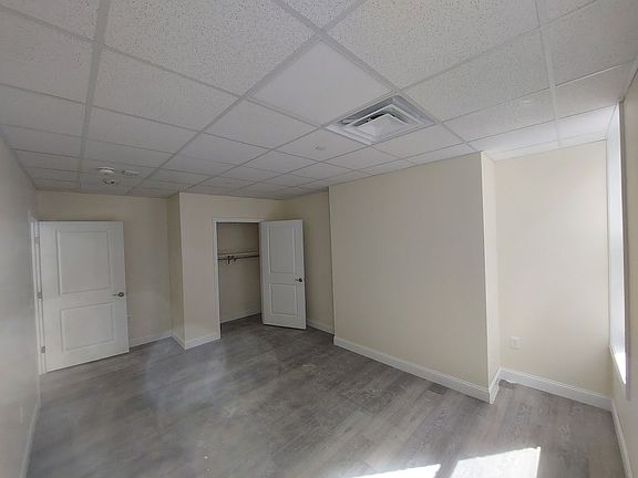 2nd image of 491 Main St #B