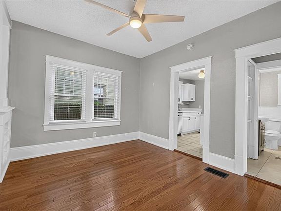 4th image of 1627 E CONCORD STREET