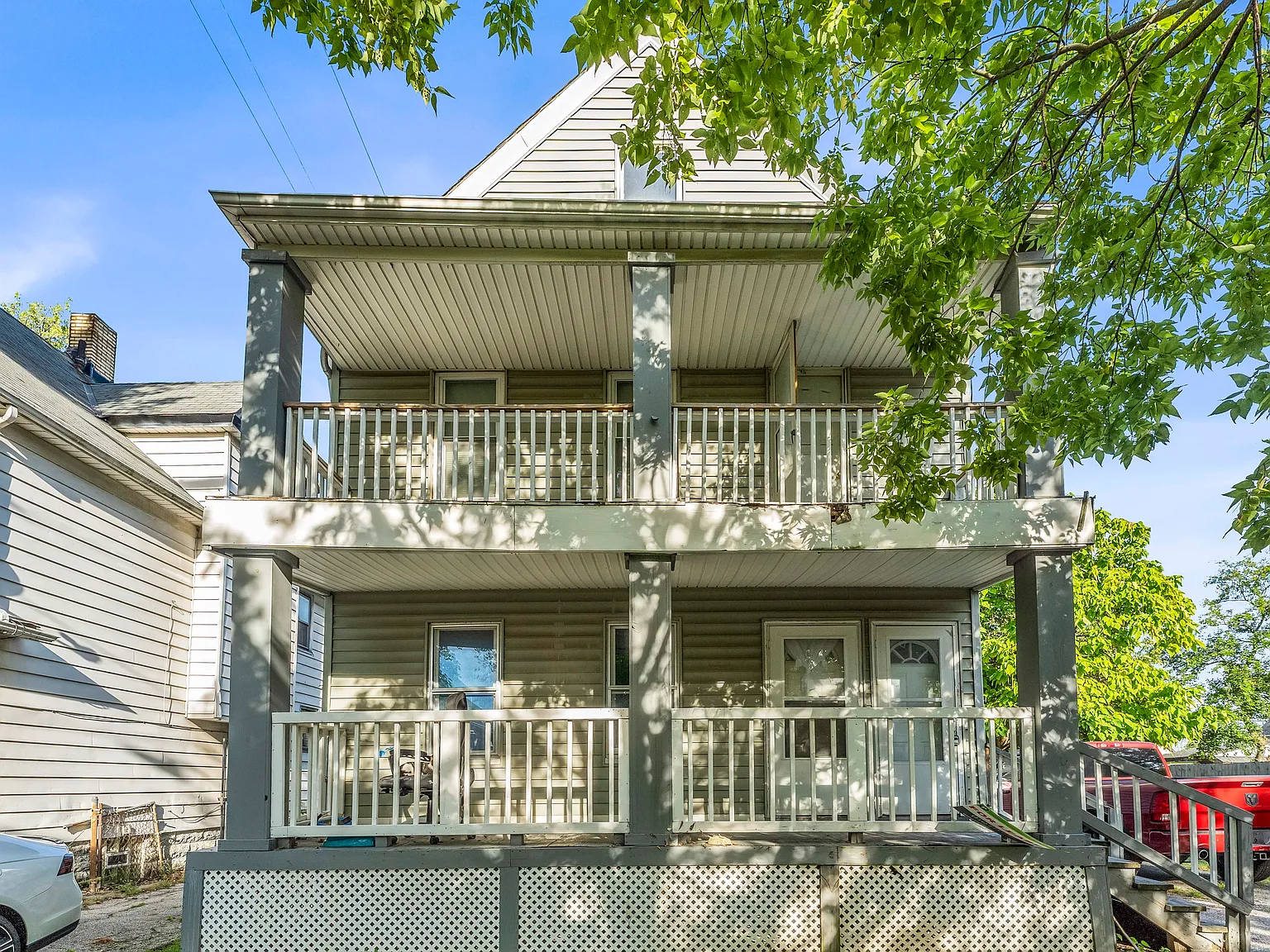 2 bed, 1012 sqft, $999 — Photo 4