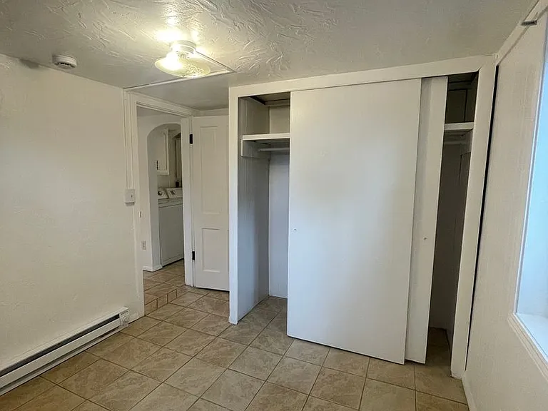 1127 W Mulberry St — Photo 19