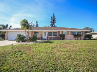 2200 Tuttle Ter, Sarasota, FL 34239