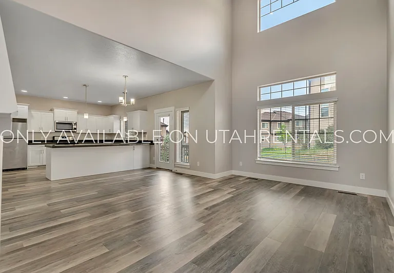 1638 E Aspen Loop — Photo 7