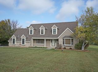 S31W34846 Holland Ln, Oconomowoc, WI 53066