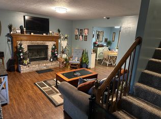 107 Whisbrook Ave, Vine Grove, KY 40175