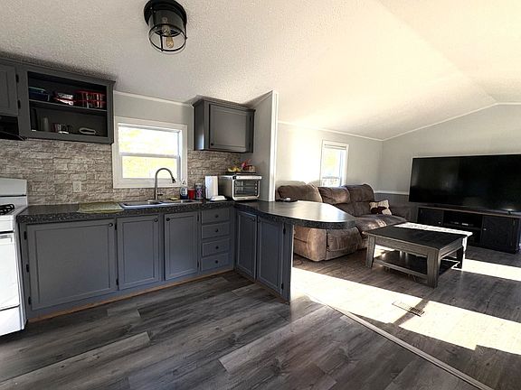 4th image of 180 Mill Street #7