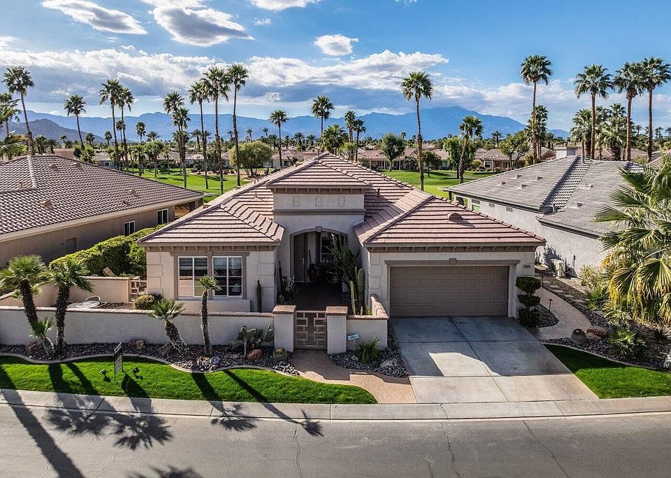 1st image of 43319 N Heritage Palms Dr
