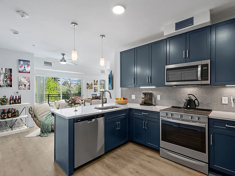 Poplar Place - Stunning Boutique Apartments — Photo 38