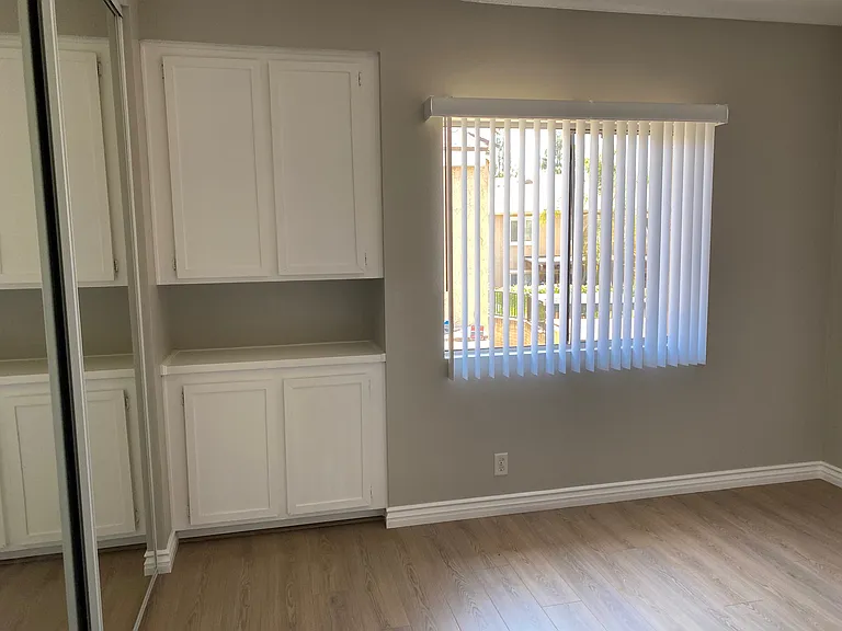 927 S Mountain Ave #80 — Photo 7