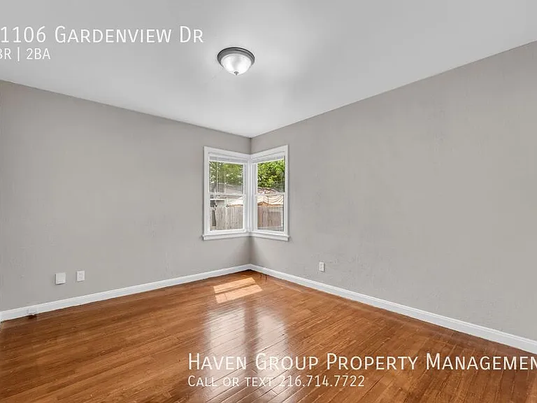 21106 Gardenview Dr — Photo 14