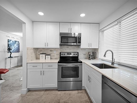 3rd image of 9401 Lime Bay Blvd APT 101