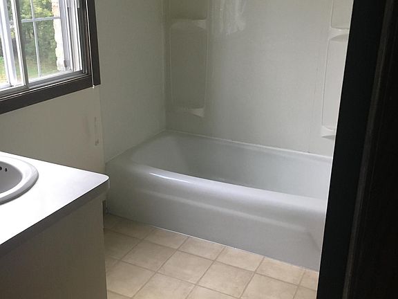 4th image of 4116 County Road A APT 601