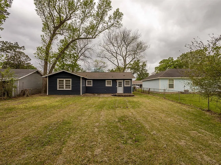 4710 El Paso St — Photo 21