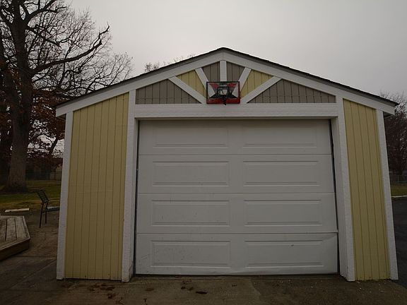 4th image of 25269 W Lincoln Dr
