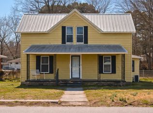 701 E 3rd St, Carlisle, AR 72024