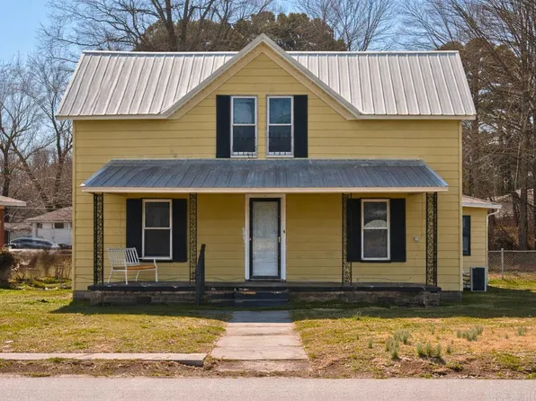 701 E 3rd St, Carlisle, AR 72024