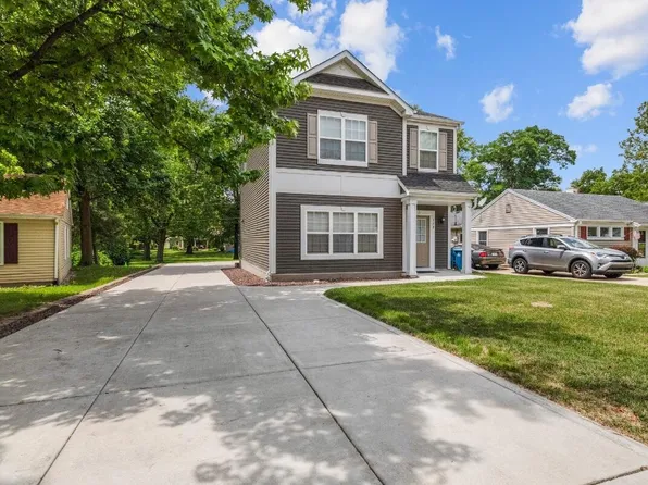 123 Henderlong Pkwy, Crown Point, IN 46307