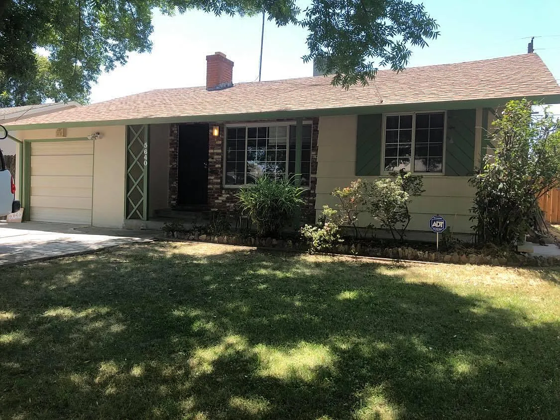 5640 Jacks Ln photo 1