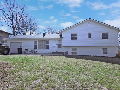 6311 E 102nd St, Kansas City, MO, 64134