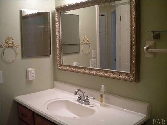 3rd image of 1148 Redwood Ln APT 2