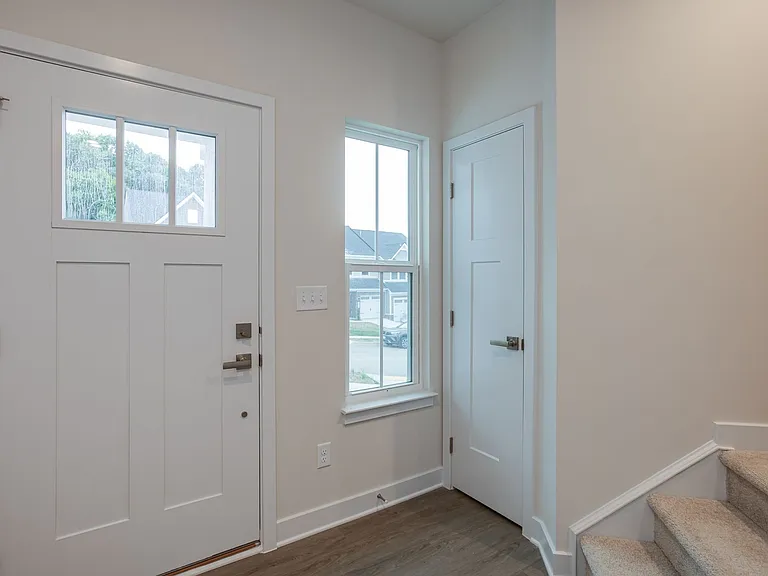 1041 Mountain View Dr — Photo 5