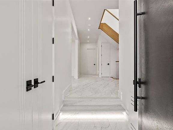 3rd image of 17 Jay Street #202