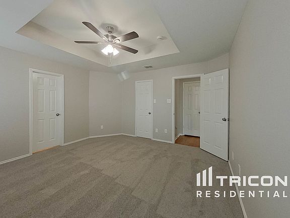 5th image of 1073 Harriman Dr