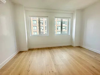 Rented by MaxInvest Real Estate, Inc.