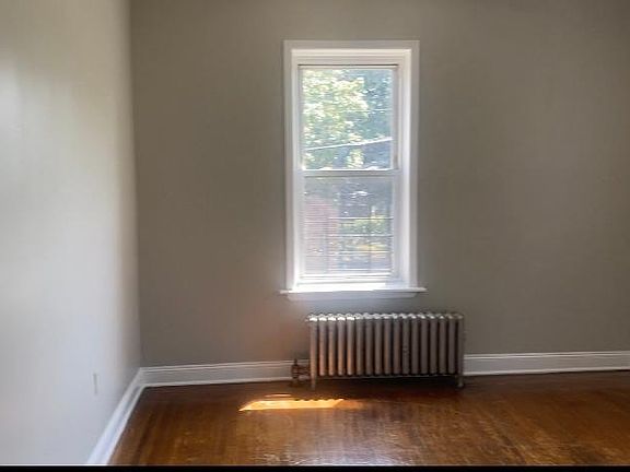 5th image of 105 W Grove Ter #9