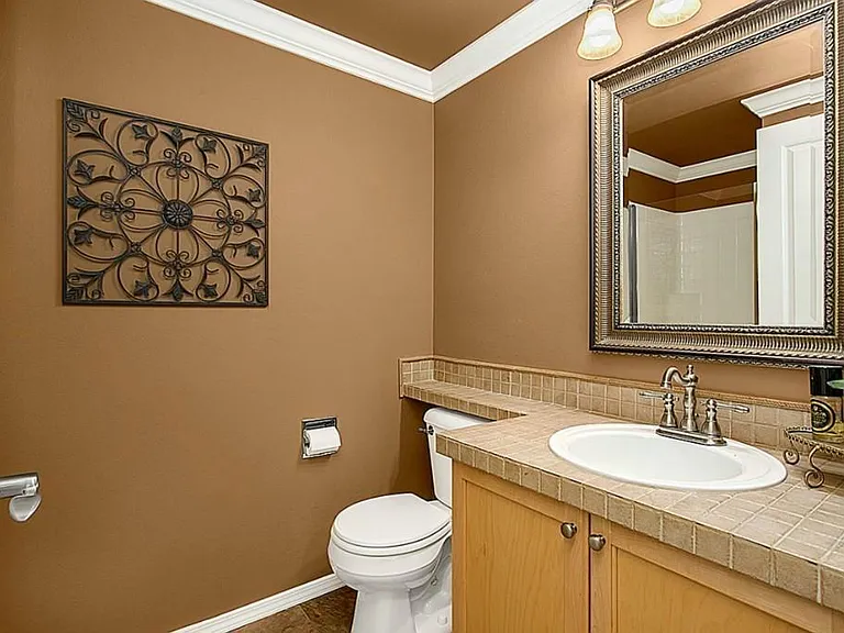 24011 SE 11th Pl — Photo 14