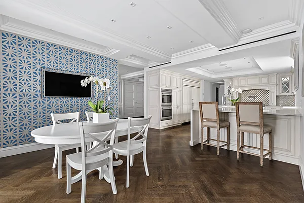 Rented by Portman Realty Corp | media 25