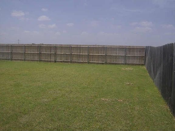 3rd image of 4405 Jackson Dr