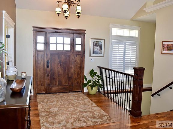 5th image of 178 Calistoga Dr