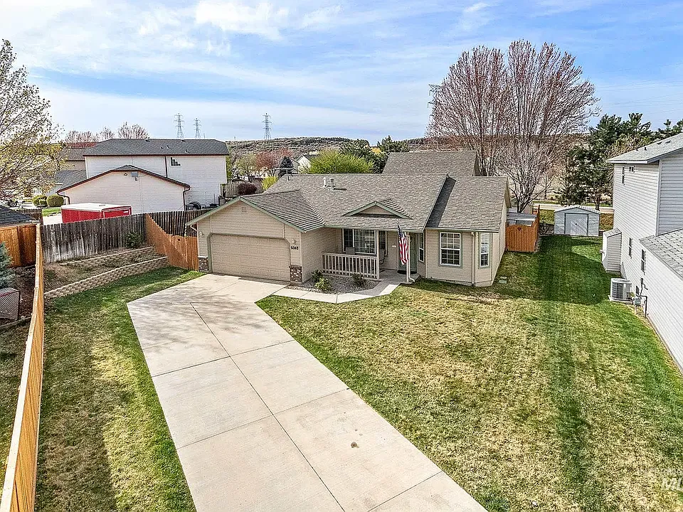 6048 S Tulip Pl