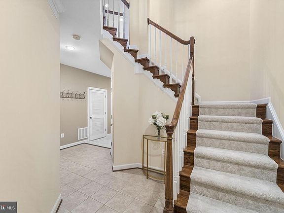 3rd image of 4017 Verret Dr