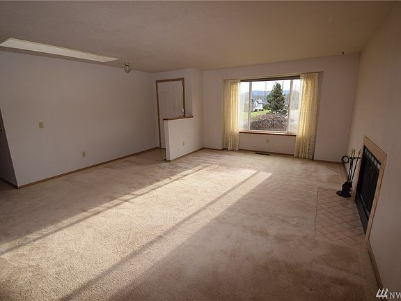 4th image of 2901 Club Ct APT 314