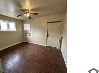 8443 Newby St #1F, Saint Louis, MO 63147