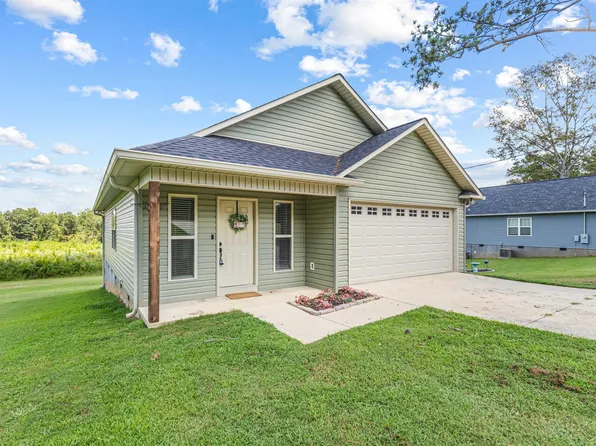 305 Garner Dr, Piedmont, AL 36272