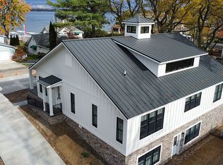 6151 E Elwood St, Syracuse, IN 46567